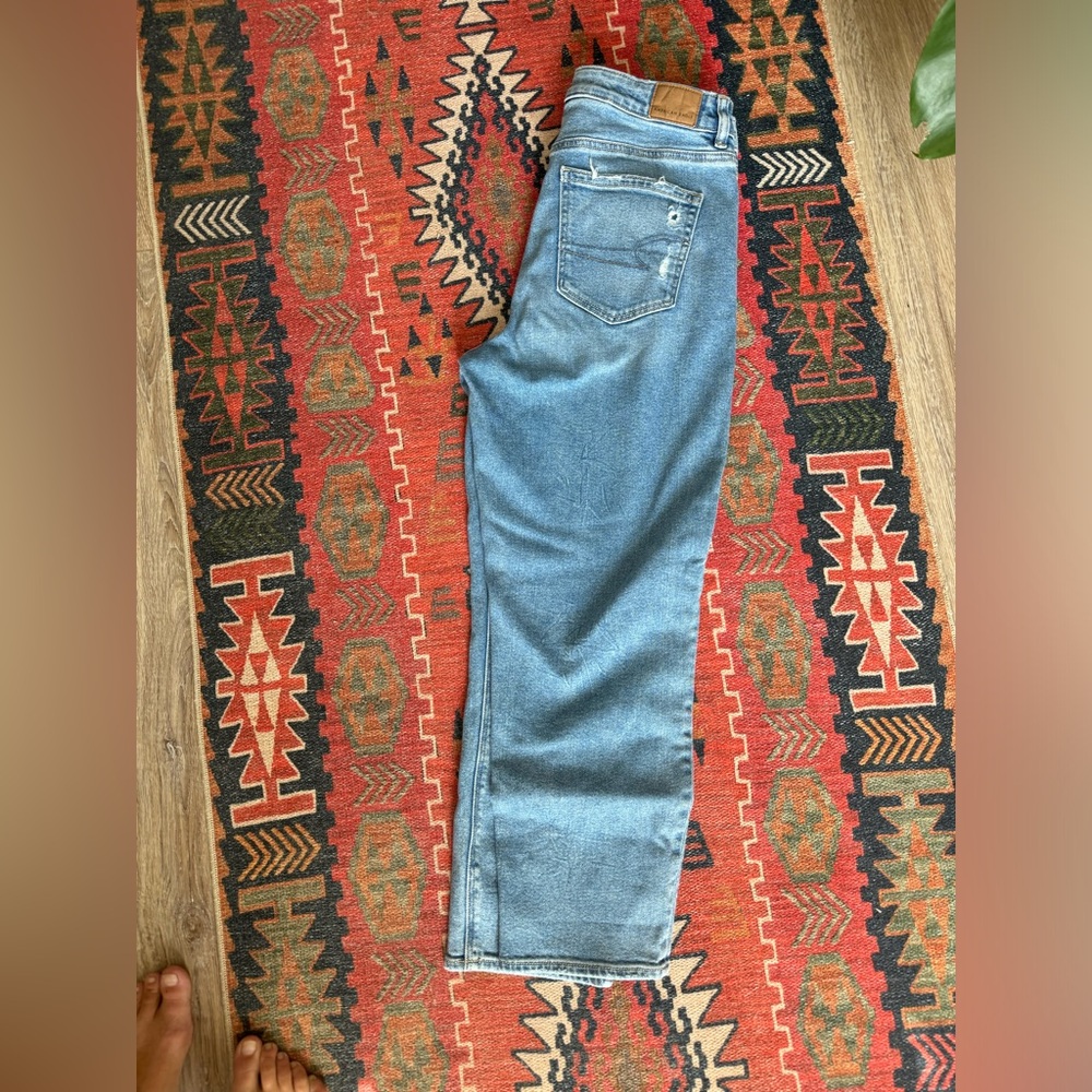 Women’s American Eagle Mom Jeans